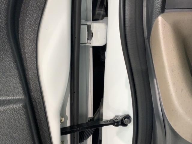 フリード ｅ：ＨＥＶエアー　Ｈ　ＳＥＮＳＩＮＧ　最長５年保証　ワンオ－ナ－　ナビＬＸＭ－２４２ＺＦＮｉ　ＴＶ　Ｒカメラ　ＢＴオ－ディオ　ＥＴＣ　ＬＥＤライト　両側電動ドア　ＶＳＡ　クルコン　スマ－トキ－　スペアキ－　盗難防止装置（42枚目）