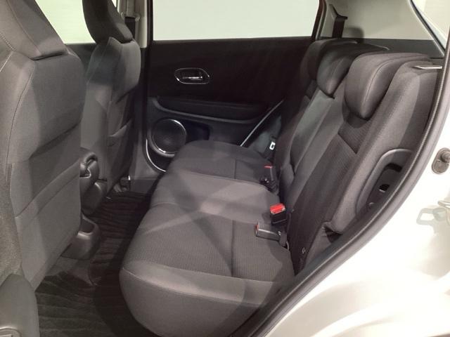 ヴェゼル Ｘ・ホンダセンシング　最長５年保証　ワンオ－ナ－　ナビＶＸＭ－１９４Ｃｉ　Ｒカメラ　ＢＴオ－ディオ　ドラレコ　ＥＴＣ　ＬＥＤライト　ＶＳＡ　クルコン　アルミ　スマ－トキ－　スペアキ－　盗難防止装置　整備記録簿　ＡＡＣ　禁煙（32枚目）