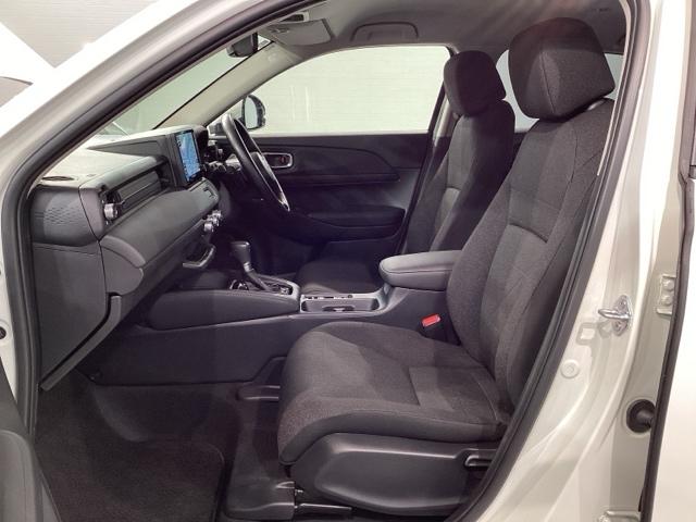 ヴェゼル ｅ：ＨＥＶＸ　Ｈ　ＳＥＮＳＩＮＧ　最長５年保証　ワンオーナー　ナビＶＸＵ－２４５ＶＺｉ　ＴＶ　Ｒカメラ　ＣＤ録音　ＢＴオ－ディオ　ＤＶＤ　ＥＴＣ　ＬＥＤライト　ＶＳＡ　クルコン　アルミ　フォグ　スマートキー　ＡＡＣ（31枚目）