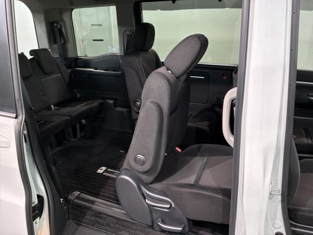 ステップワゴンスパーダ スパーダホンダセンシング 最長5年保証 ワンオ-ナ- ナビVXM-214VFi TV Rカメラ CD録音 BTオ-ディオ DVD ドラレコ ETC LEDライト 両側電動ドア VSA アルミ スマ-トキ- スペアキ- AAC(32枚目)