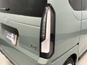 ターボ　ＨＳＥＮＳＩＮＧ　２ト－ン　新車保証試乗車　整備記録簿　ＬＥＤヘッド　ＥＴＣ車載器　オートエアコン　バックカメラ　両側電動ドア　パワーウィンドウ　キーフリー　シートヒーター　フルセグ　スマートキー（45枚目）