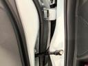 e:HEVホーム HSENSING新車保証試乗車ワンオ-ナ- 前後誤発進抑制機能 助手席エアバッグ 運転席エアバッグ 1オナ 禁煙 LEDライト USB接続 バックカメラ ABS サイドエアバッグ フルセグTV 記録簿(43枚目)