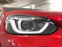 LEDヘッドライトは、点灯の瞬間から最大光量を発揮し、突然暗くなるトンネルなどでの安定感を高めます。