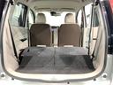 リアシートを倒すと、ラゲッジスペースを広くお使いいただけます!