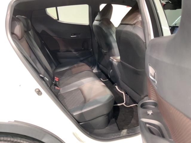 C-HR GLEDエディション 1年保証 ワンオーナー ナビ TV Rカメラ DVD ドラレコ 衝突軽減B ETC LEDライト 横滑り防止 クルコン アルミ スマ-トキ- スペアキ- 盗難防止装置 整備記録簿 ドアバイザ- AAC(19枚目)