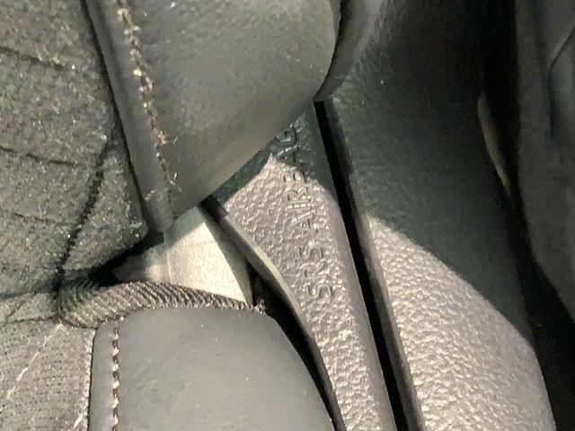 C-HR GLEDエディション 1年保証 ワンオーナー ナビ TV Rカメラ DVD ドラレコ 衝突軽減B ETC LEDライト 横滑り防止 クルコン アルミ スマ-トキ- スペアキ- 盗難防止装置 整備記録簿 ドアバイザ- AAC(25枚目)