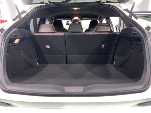 C-HR GLEDエディション 1年保証 ワンオーナー ナビ TV Rカメラ DVD ドラレコ 衝突軽減B ETC LEDライト 横滑り防止 クルコン アルミ スマ-トキ- スペアキ- 盗難防止装置 整備記録簿 ドアバイザ- AAC(39枚目)