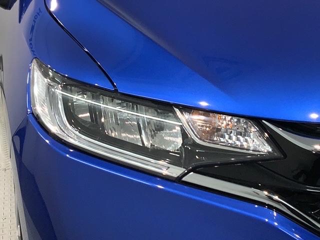 フィット 13G・Lホンダセンシング 最長5年保証 ナビVXM-195VFi TV Rカメラ CD録音 BTオ-ディオ DVD ETC LEDライト VSA クルコン フォグ スマートキー 盗難防止装置 整備記録簿 AAC Wエアバッグ(8枚目)