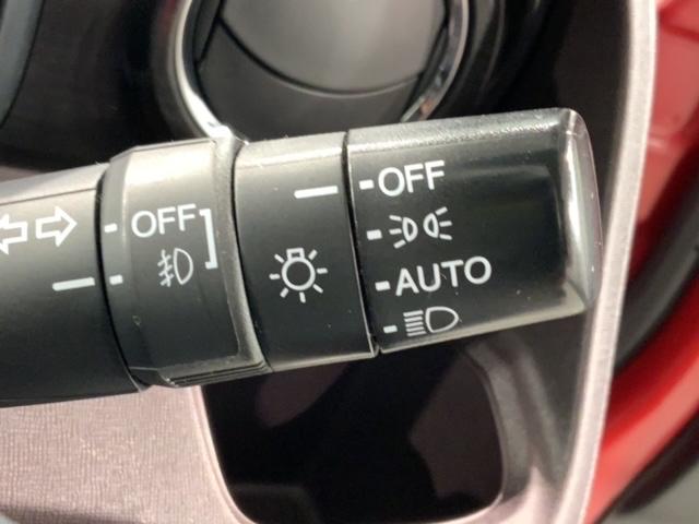 N-ONE プレミアムツアラー 2ト-ン 1年保証 ワンオーナー HID VSA アルミ スマ-トキ- スペアキ- 盗難防止装置 整備記録簿 ドアバイザ- Wエアバッグ AAC 1オーナー Rカメ Wエアバック キーレス ターボ(6枚目)