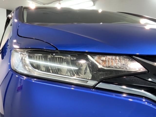 フィットハイブリッド Ｌホンダセンシング　最長５年保証　ワンオーナー　ナビＶＸＭ－１８７ＶＦＥｉ　ＴＶ　Ｒカメラ　ＣＤ録音　ＢＴオ－ディオ　ＤＶＤ　ＥＴＣ　ＬＥＤライト　ＶＳＡ　クルコン　フォグ　スマートキー　盗難防止装置　整備記録簿　ＡＡＣ（7枚目）
