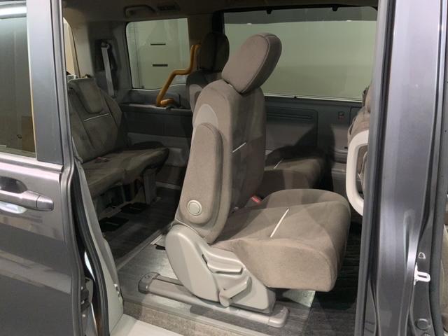 ステップワゴン Gホンダセンシング車いす仕様車3列目乗車タイプ 福祉車両 最長5年保証 ワンオ-ナ- ナビVXU-217SWI TV Rカメラ CD録音 BTオーディオ DVD ドラレコ ETC LEDライト フォグライト VSA 両側電動ドア クルコン アルミ(31枚目)