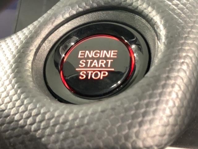 フィット ベーシック　Ｈ　ＳＥＮＳＩＮＧレス　ＥＴＣ　ＶＳＡ　スマートキー　盗難防止装置　整備記録簿　エアコン　Ｗエアバッグ　１オーナー車　イモビライザー　パワーステアリング　キーレス　パワーウインドウ　サイドエアバッグ（11枚目）