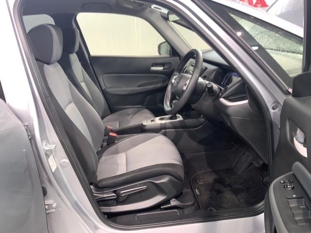 フィット ベーシック　Ｈ　ＳＥＮＳＩＮＧレス　ＥＴＣ　ＶＳＡ　スマートキー　盗難防止装置　整備記録簿　エアコン　Ｗエアバッグ　１オーナー車　イモビライザー　パワーステアリング　キーレス　パワーウインドウ　サイドエアバッグ（17枚目）