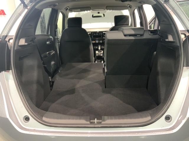 フィット ベーシック　Ｈ　ＳＥＮＳＩＮＧレス　ＥＴＣ　ＶＳＡ　スマートキー　盗難防止装置　整備記録簿　エアコン　Ｗエアバッグ　１オーナー車　イモビライザー　パワーステアリング　キーレス　パワーウインドウ　サイドエアバッグ（39枚目）