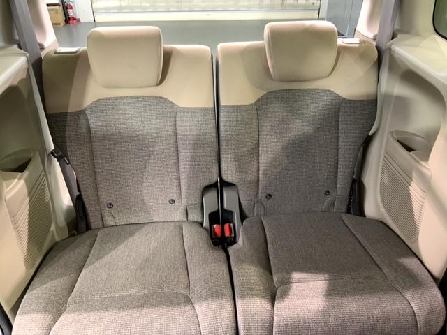 ���Џ��i���Z���^�[�ɂē��O���̃N���[�j���O�����{���Ă���܂��I