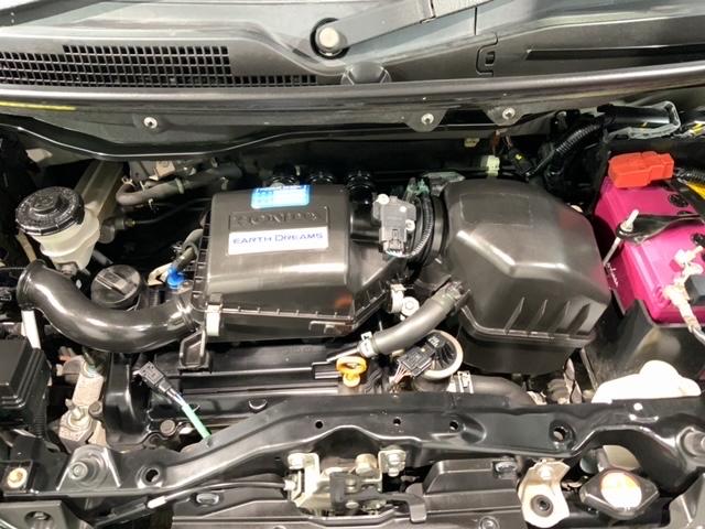 Ｎ－ＢＯＸカスタム ＧＳＳパッケージ　あんしんＰＫＧ　１年保証　ワンオ－ナ－　ナビ　ＴＶ　Ｒカメラ　ＤＶＤ　ドラレコ　ＥＴＣ　ＨＩＤ　両側電動ドア　ＶＳＡ　アルミ　スマ－トキ－　盗難防止装置　整備記録簿　ＡＡＣ　ドアバイザ－　ベンチシ－ト（44枚目）