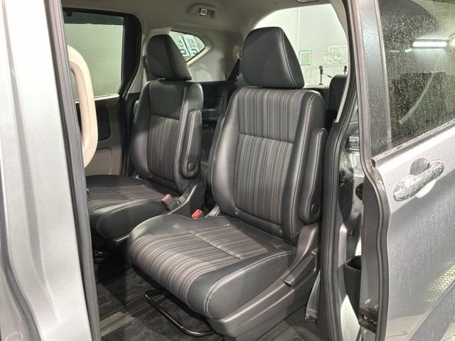 フリードハイブリッド ハイブリッド・ＥＸ　Ｈ　ＳＥＮＳＩＮＧ　最長５年保証　ワンオ－ナ－　ナビＶＸＭ－１９７ＶＦＮｉ　ＴＶ　Ｒカメラ　ＣＤ録音　ＢＴオ－ディオ　ＤＶＤ　ドラレコＥＴＣ　ＬＥＤライト　両側電動ドアＶＳＡ　シ－トヒ－タ－　クルコン（32枚目）