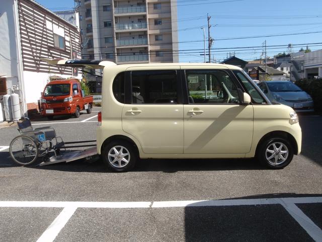 タント 　６６０フレンドシップスローパー　リヤシート付　純正ワンセグＳＤナビ　キーレス　社外１４インチアルミ（3枚目）