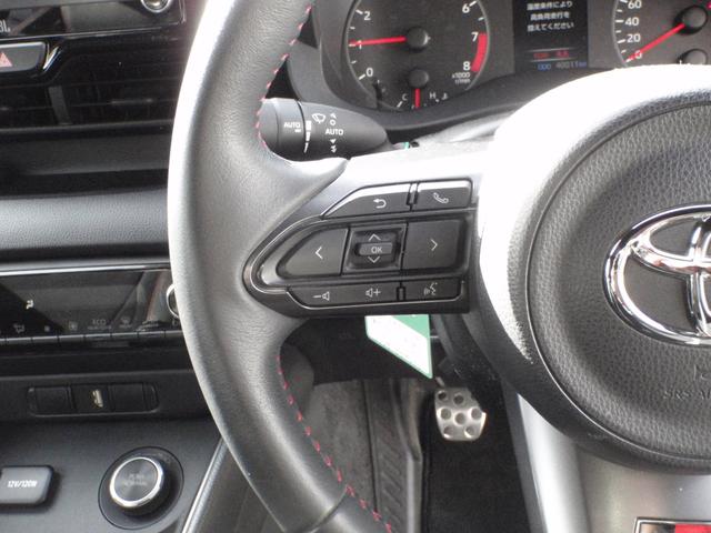 ＧＲヤリス ＲＺ　ハイパフォーマンス　ファースト　エディション　モリゾウセレクション　予防安全パッケージ　バックカメラ　Ｔ－ｃｏｎｎｅｃｔ　ナビキット　ＴＶキャンセラー　ＪＢＬサラウンドシステム　ビルトインＥＴＣ　ＧＲストラットタワーバー（10枚目）