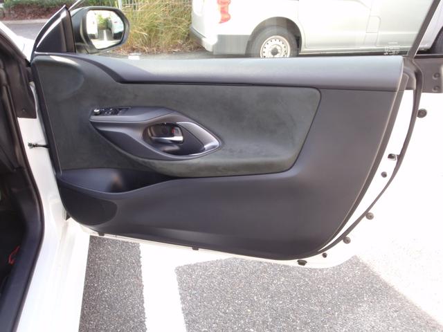 ＧＲヤリス ＲＺ　ハイパフォーマンス　ファースト　エディション　モリゾウセレクション　予防安全パッケージ　バックカメラ　Ｔ－ｃｏｎｎｅｃｔ　ナビキット　ＴＶキャンセラー　ＪＢＬサラウンドシステム　ビルトインＥＴＣ　ＧＲストラットタワーバー（15枚目）