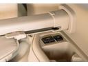 後席にも充電スペースがあります