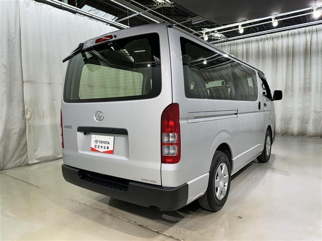 ハイエースバン ＤＸ　衝突被害軽減システム　メモリーナビ　フルセグ　バックカメラ　ＥＴＣ　ドラレコ　ＣＤ　ミュージックプレイヤー接続可　ＤＶＤ再生　ＬＥＤヘッドランプ　乗車定員６人　キーレス　ディーゼル　ワンオーナー（5枚目）