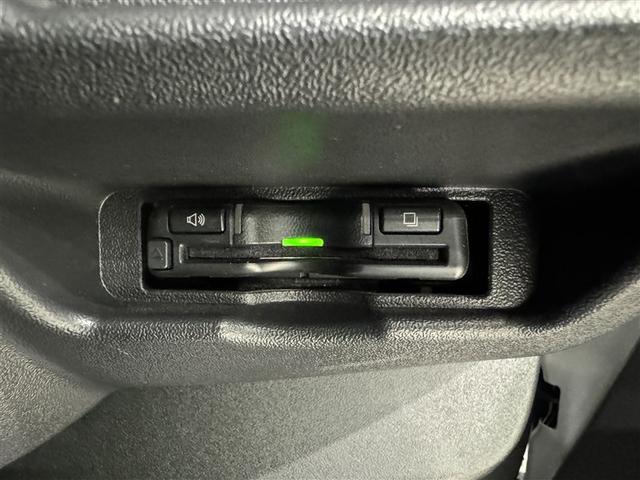 ハイエースバン ＤＸ　衝突被害軽減システム　メモリーナビ　フルセグ　バックカメラ　ＥＴＣ　ドラレコ　ＣＤ　ミュージックプレイヤー接続可　ＤＶＤ再生　ＬＥＤヘッドランプ　乗車定員６人　キーレス　ディーゼル　ワンオーナー（12枚目）