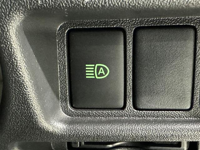 ハイエースバン ＤＸ　衝突被害軽減システム　メモリーナビ　フルセグ　バックカメラ　ＥＴＣ　ドラレコ　ＣＤ　ミュージックプレイヤー接続可　ＤＶＤ再生　ＬＥＤヘッドランプ　乗車定員６人　キーレス　ディーゼル　ワンオーナー（18枚目）