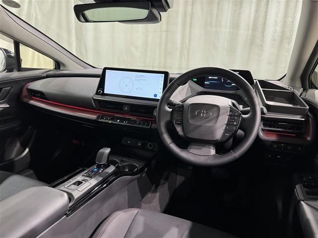 プリウス Ｚ　衝突被害軽減システム　フルセグ　バックカメラ　ＥＴＣ　ミュージックプレイヤー接続可　電動シート　オートクルーズコントロール　ＬＥＤヘッドランプ　スマートキー　キーレス　ハイブリッド（8枚目）