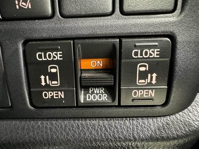 エスクァイア Ｇｉ　ブラックテーラード　衝突被害軽減システム　メモリーナビ　フルセグ　バックカメラ　ＥＴＣ　ドラレコ　ＣＤ　ミュージックプレイヤー接続可　オートクルーズコントロール　ＬＥＤヘッドランプ　両側電動スライド　乗車定員７人（15枚目）