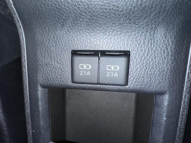 エスクァイア Ｇｉ　ブラックテーラード　衝突被害軽減システム　メモリーナビ　フルセグ　バックカメラ　ＥＴＣ　ドラレコ　ＣＤ　ミュージックプレイヤー接続可　オートクルーズコントロール　ＬＥＤヘッドランプ　両側電動スライド　乗車定員７人（31枚目）