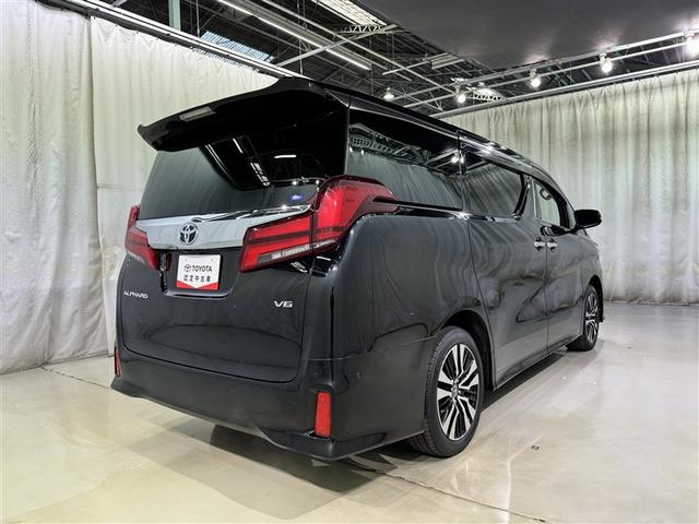 安全とデザインを両立したリアビューとなってます！