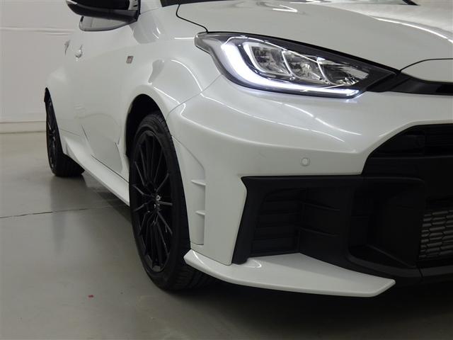 ＧＲヤリス ＲＺ　衝突被害軽減システム　フルセグ　バックカメラ　ＥＴＣ　ドラレコ　ミュージックプレイヤー接続可　オートクルーズコントロール　ＬＥＤヘッドランプ　スマートキー　キーレス　４ＷＤ　ワンオーナー（6枚目）