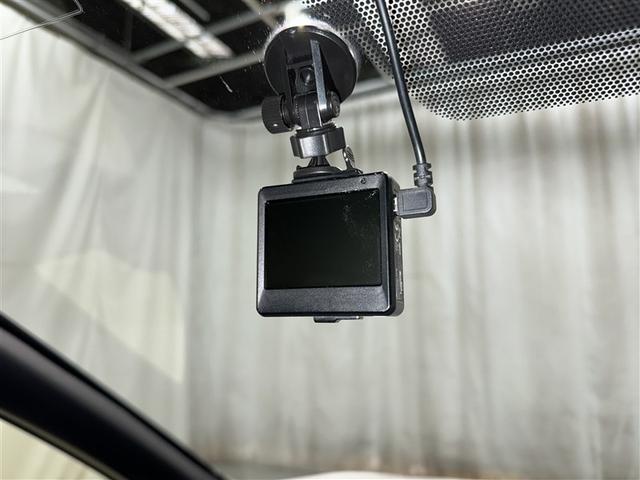 �h���C�u���R�[�_�[�t���ŁA������̎����������������ɂȂ�܂��B