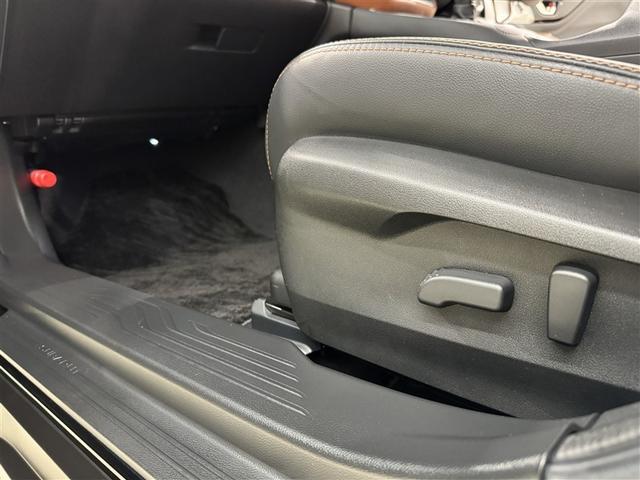 �X�C�b�`��ŃV�[�g�����\�ȓd���p���[�V�[�g�ł��B�@�ׂ����������ł���̂ŁA�����ł��v���ʂ�̃|�W�V���������܂��ˁB