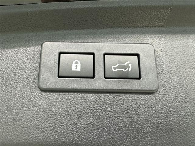 �d�����o�b�N�h�A�ł��B�@�ו����������܂܂ł��{�^����Ŏ����I�ɊJ���߂ł���̂ŕ֗��ł���B�@���ݍ��ݖh�~�@�\���t���Ă��܂��̂ł��q�l�̎��ו������ݍ��ނ̂�h���ł���܂���B