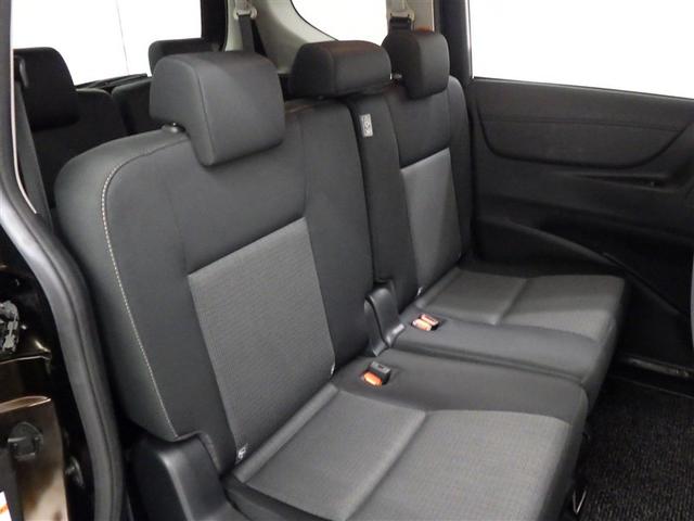 シエンタ Ｇ　衝突被害軽減システム　メモリーナビ　ワンセグ　バックカメラ　ＣＤ　ミュージックプレイヤー接続可　両側電動スライド　乗車定員７人　３列シート　スマートキー　キーレス　アイドリングストップ（25枚目）