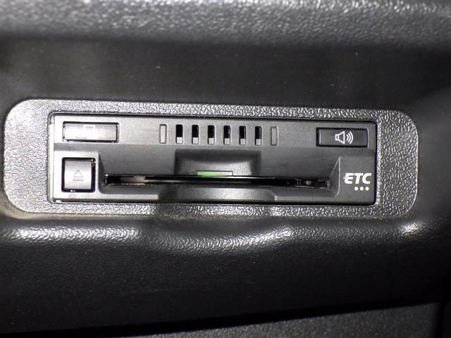 ハイエースバン ロングスーパーＧＬ　衝突被害軽減システム　メモリーナビ　フルセグ　バックカメラ　ＥＴＣ　ドラレコ　ＣＤ　ミュージックプレイヤー接続可　ＤＶＤ再生　ＬＥＤヘッドランプ　スマートキー　キーレス　ディーゼル（18枚目）