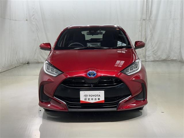 ヤリス ハイブリッドＺ　衝突被害軽減システム　メモリーナビ　バックカメラ　ＥＴＣ　ドラレコ　ＣＤ　ミュージックプレイヤー接続可　ＤＶＤ再生　オートクルーズコントロール　ＬＥＤヘッドランプ　スマートキー　キーレス　ハイブリッド（4枚目）