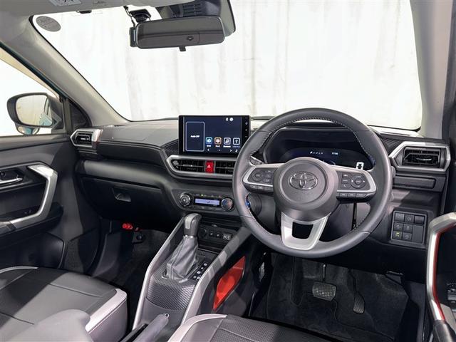 ライズ Ｚ　衝突被害軽減システム　フルセグ　バックカメラ　ＥＴＣ　ドラレコ　ミュージックプレイヤー接続可　オートクルーズコントロール　ＬＥＤヘッドランプ　スマートキー　キーレス　アイドリングストップ（9枚目）