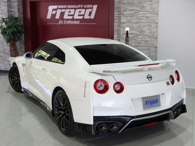プレミアムエディション 2020モデル ワンオーナー 特別塗装色 サッチャム車両防盗システム FIJITSUBOチタン合金マフラー プライバシーガラス 純正20インチ鍛造AW BOSEサウンド GT-R専用フロアカーペット(27枚目)