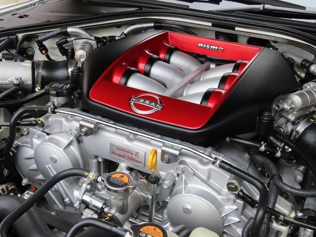 ＮＩＳＭＯスペシャルエディション　ＮＩＳＭＯスポリセ　プロテクションフィルム（ボディフル）　プライバシーガラス　カーボンセラミックブレーキ　ＲＥＣＡＲＯバケットシート　カーボンルーフ　レイズ２０インチＡＷ（レッド加飾）　禁煙車(48枚目)