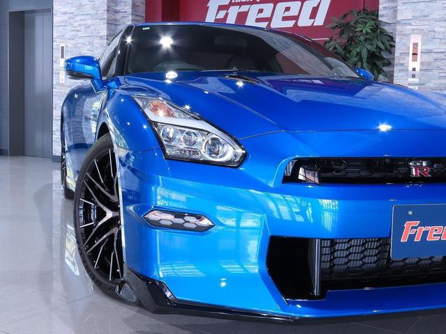 ＧＴ－Ｒ プレミアムエディション　ワンオーナー　ファッショナブルインテリア黒　プライバシーガラス　禁煙車　ＳＲＳサイド・カーテンエアバッグ　デイライトキャンセルスイッチ　純正フロアマット　レイズ鍛造２０インチＡＷ　チタン合金マフラー（30枚目）