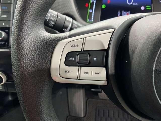 1.5 e:HEV ベーシック 助手席回転シート車 Honda SENSING 福祉車両 2年保証 ナビ Bluetooth USB フルセグTV DVD CD録音 オートライトLED サイドエアバッグ スマートキー 助手席回転シート(10枚目)
