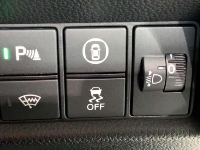 1.5 e:HEV ベーシック 助手席回転シート車 Honda SENSING 福祉車両 2年保証 ナビ Bluetooth USB フルセグTV DVD CD録音 オートライトLED サイドエアバッグ スマートキー 助手席回転シート(13枚目)