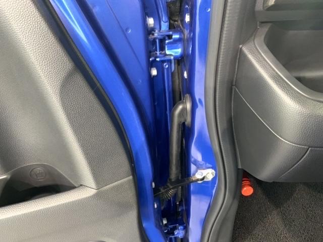 G・Lホンダセンシング 2年保証 ナビ フルセグRカメラ DVDドラレコ スマートキ Wエアバック フルフラット 地デジTV オートクルーズ メモリ-ナビ 横滑防止 DVD視聴 CD キーフリー ETC ABS エアバッグ(40枚目)