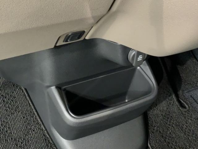 Ｎ－ＢＯＸジョイ ベースグレード　ＨｏｎｄａＳＥＮＳＩＮＧ　新車保証　試乗禁煙車　パワーウィンドウ　点検記録簿　１オーナー車　盗難防止システム　Ｂカメラ　クルーズコントロール　フルセグＴＶ　横滑り防止機能　両側電動ドア　エアバッグ（28枚目）