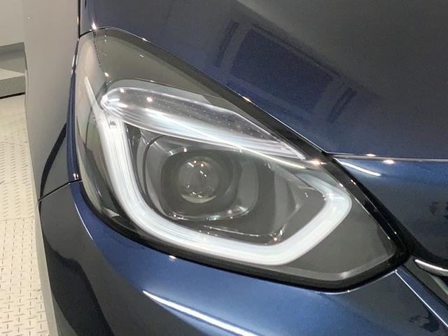 フィット e:HEVホーム HSENSING 新車保証 試乗禁煙車 ワンオ-ナ- 前後誤発進抑制機能 助手席エアバッグ 運転席エアバッグ LEDライト USB接続 ナビ バックカメラ サイドエアバッグ オートクルーズコントロール(8枚目)