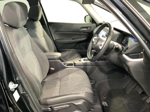 フィット e:HEVホーム HSENSING 新車保証 試乗禁煙車 ワンオ-ナ- 前後誤発進抑制機能 助手席エアバッグ 運転席エアバッグ LEDライト USB接続 ナビ バックカメラ サイドエアバッグ オートクルーズコントロール(17枚目)