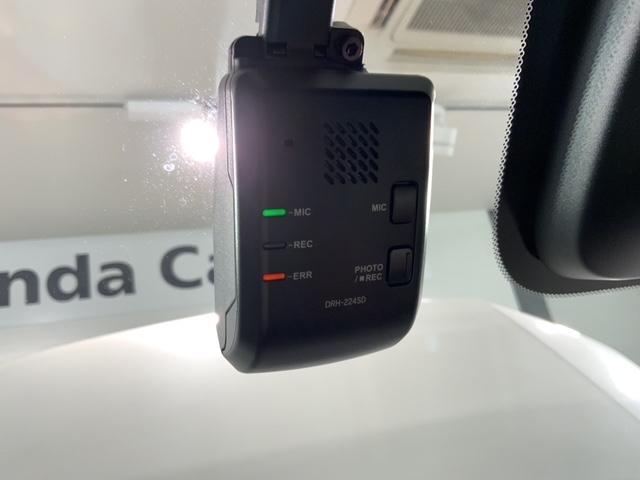 ステップワゴン スパーダ HSENSING 最長5年保証 ワンオーナー キーレスエントリー 両側Pスライドドア パワーゲート リアカメラ ターボ車 フルセグテレビ パワーステアリング オートエアコン ETC車載器 記録簿(12枚目)